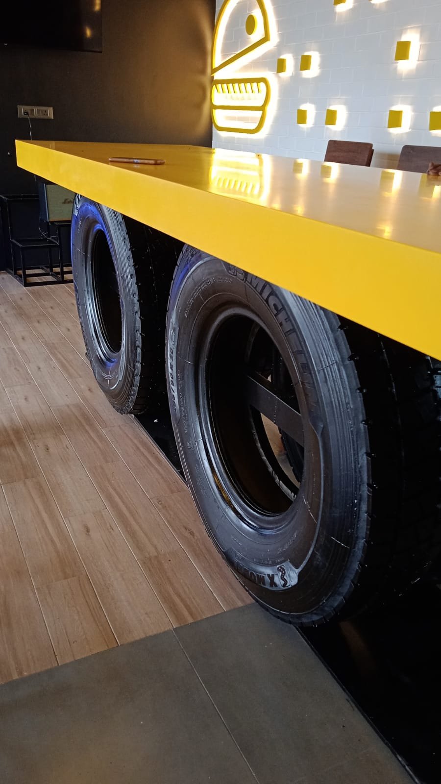 Burgerman restaurant interior 1